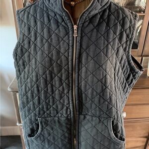 Tweeds Silver Quilted Vest with Label Detail